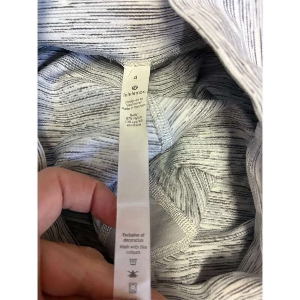 Lululemon Wunder Under in Light Gray Size 4